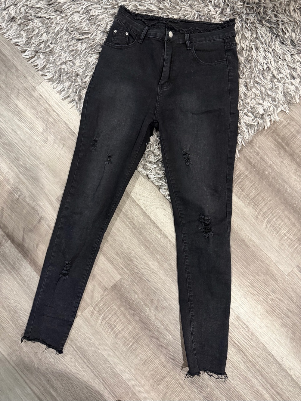 Black Distressed High-Waist Women’s Jeans